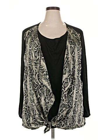 Karen Brooks Kimono (view 1)