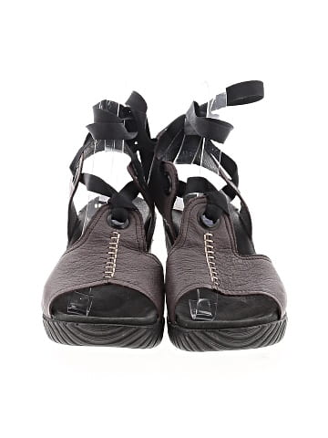 Wolky Wedges (view 2)