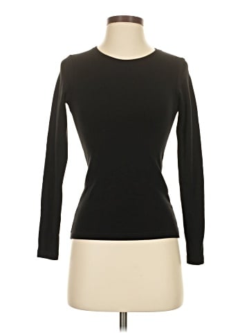 Uniqlo Turtleneck Sweater (view 1)