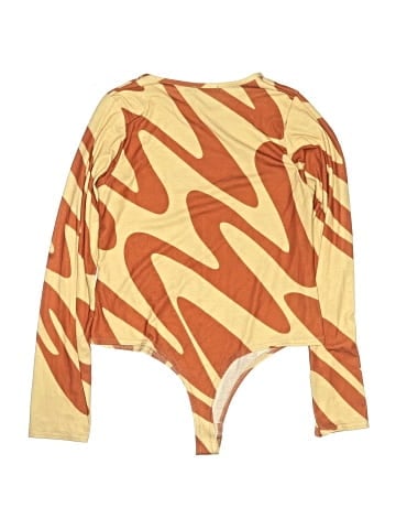 PrettyLittleThing Long Sleeve Top (view 2)