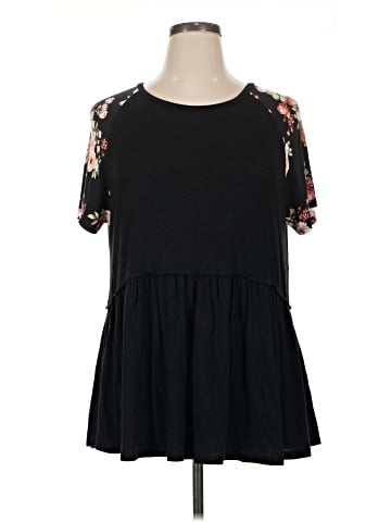 Acting Pro Short Sleeve Top (view 1)
