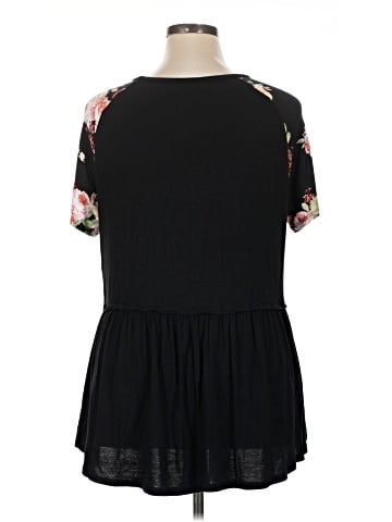 Acting Pro Short Sleeve Top (view 2)
