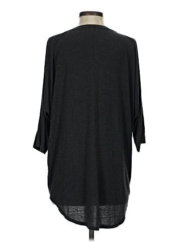 Victoria's Secret 3/4 Sleeve T-Shirt (view 2)