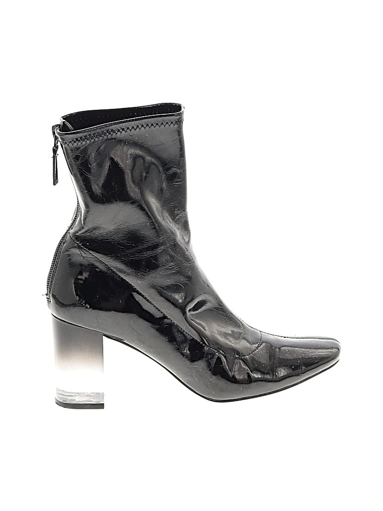 Pre-owned Zara Boots In Black