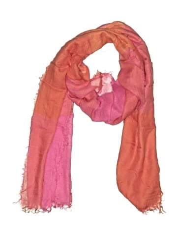 Cejon Scarf (view 1)