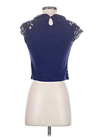 Arcadia Sleeveless Top (view 2)
