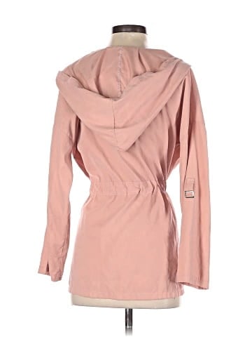 Kivenst Trenchcoat (view 2)