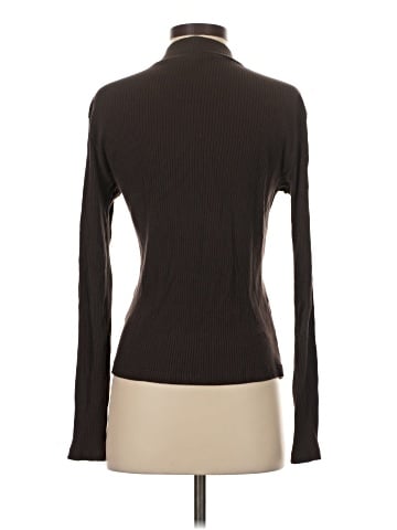 Uniqlo Long Sleeve Turtleneck (view 2)