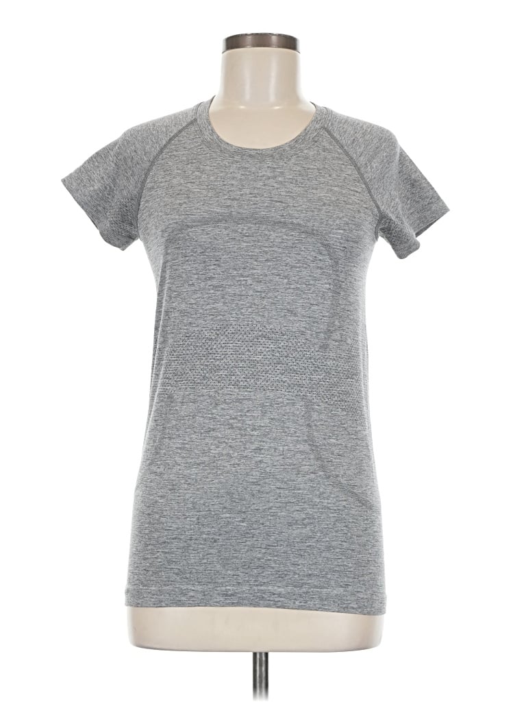 Pre-owned Lululemon Athletica Active T-shirt In Gray