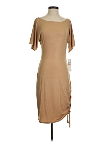Donna Morgan Casual Dress (view 1)