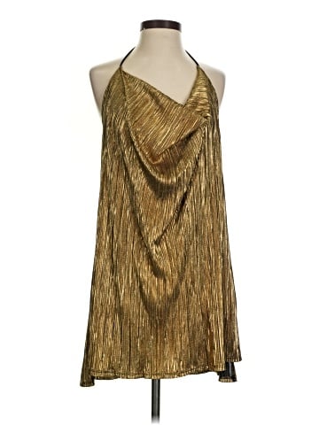 Donna Mizani Sleeveless Blouse (view 1)