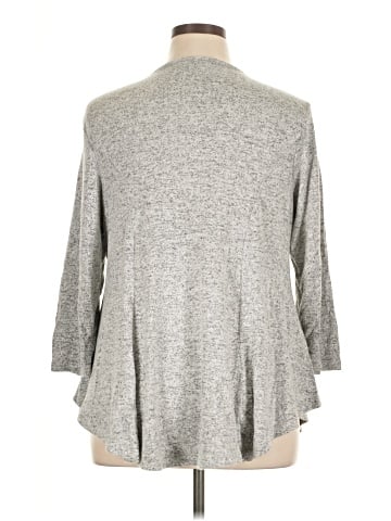 Cameo 3/4 Sleeve T-Shirt (view 2)