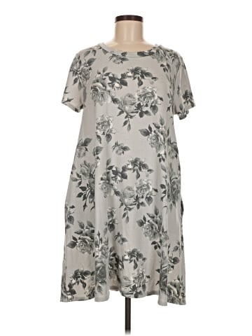 E. Luna Casual Dress (view 1)
