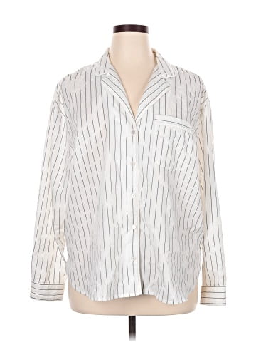 Gap Body Long Sleeve Button-Down Shirt (view 1)