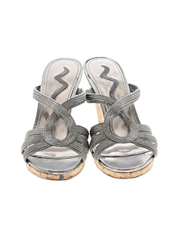 Nina Wedges (view 2)