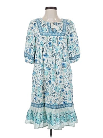 Old Navy Casual Dress (view 1)
