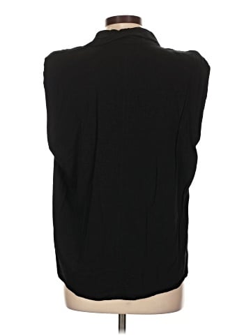 Treasure & Bond 3/4 Sleeve Button-Down Shirt (view 2)