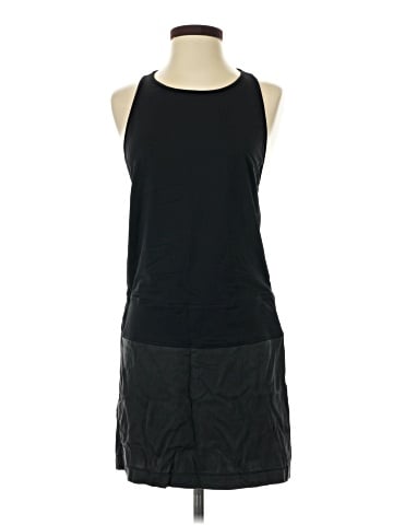 Lululemon Athletica Casual Dress (view 1)