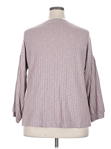 Chris & Carol 3/4 Sleeve Top (view 2)