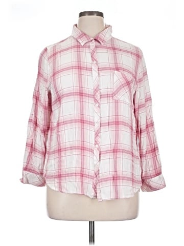 Well Worn 3/4 Sleeve Button-Down Shirt (view 1)
