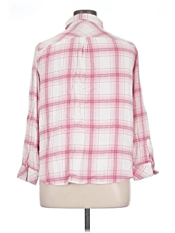 Well Worn 3/4 Sleeve Button-Down Shirt (view 2)