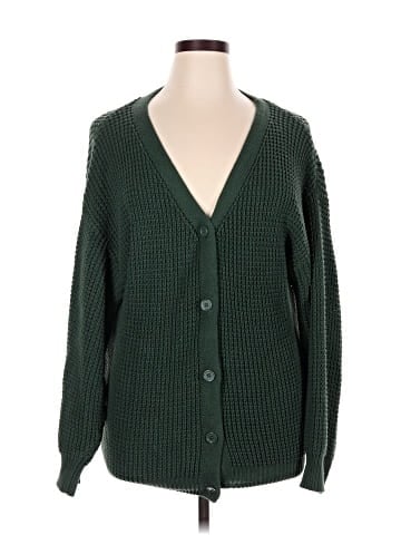 Qualfort Cardigan (view 1)