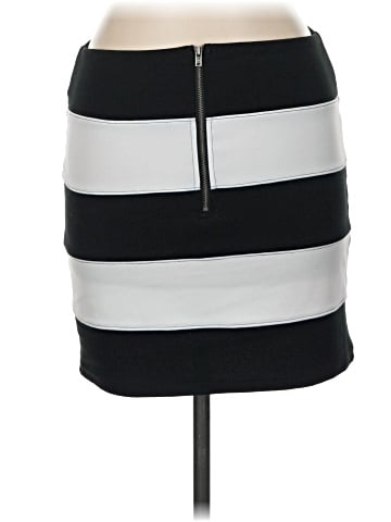 Xhilaration Casual Skirt (view 2)