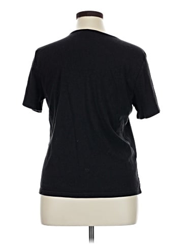 Holiday Editions Active T-Shirt (view 2)