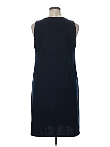 Old Navy Casual Dress (view 2)