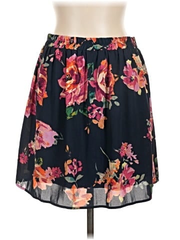 Buttons Casual Skirt (view 2)