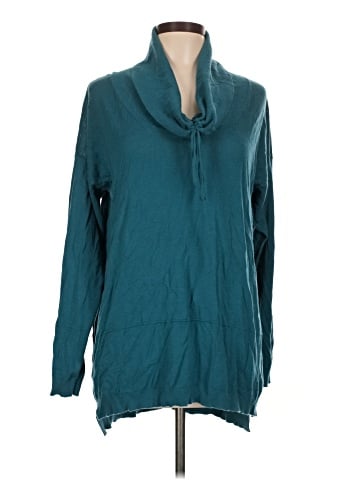 OSO Casuals Long Sleeve Blouse (view 1)