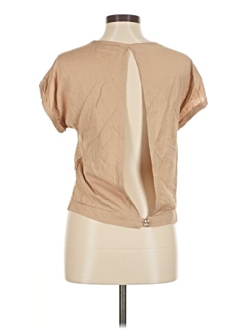 The Hanger Short Sleeve Top (view 2)