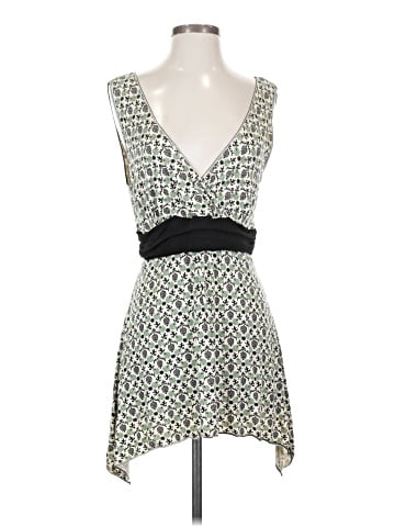 Studio M Sleeveless Top (view 1)