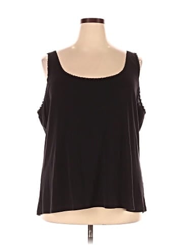 St. John's Bay Tank Top (view 1)