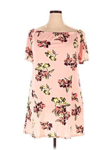 West Loop Casual Dress (view 1)