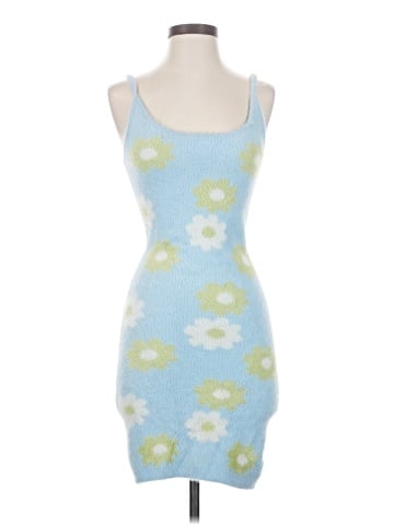 Kendall & Kylie Casual Dress (view 1)