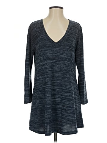 Abbeline 3/4 Sleeve T-Shirt (view 1)