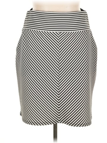 Apt. 9 Casual Skirt (view 1)