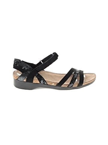 Munro American Wedges (view 1)
