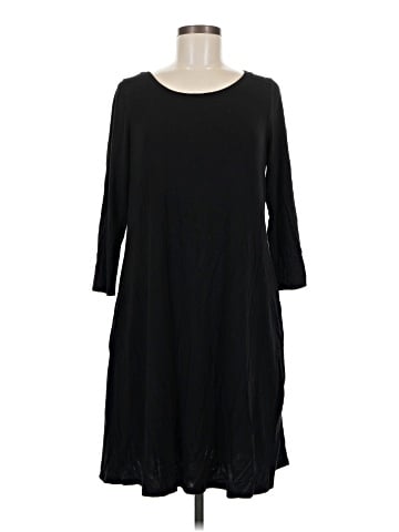 Thyme and Honey Casual Dress (view 1)