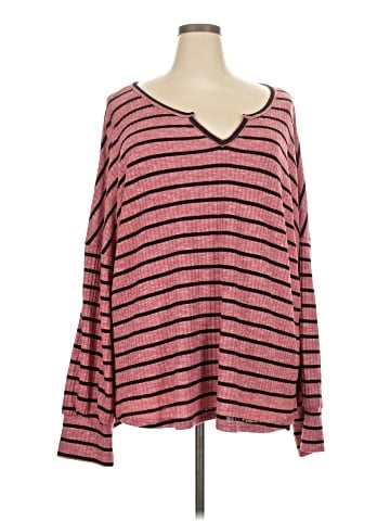 Weekend Suzanne Betro Pullover Sweater (view 1)