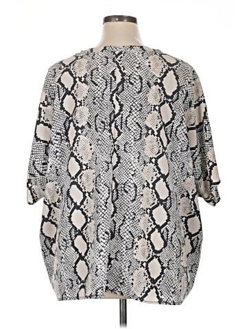 ee:some 3/4 Sleeve Blouse (view 2)