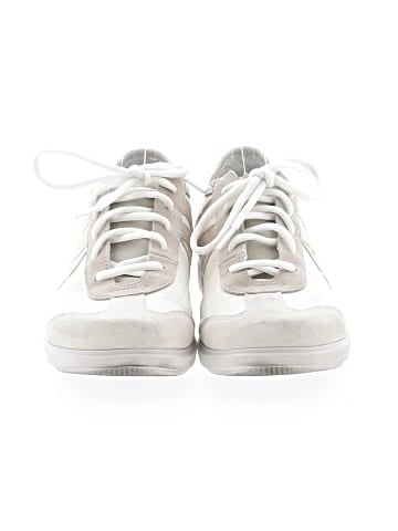 Munro American Sneakers (view 2)