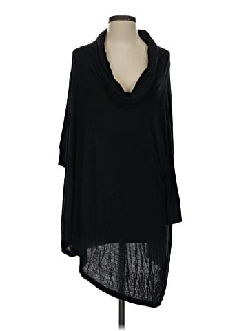 Suzanne Somers Poncho (view 1)