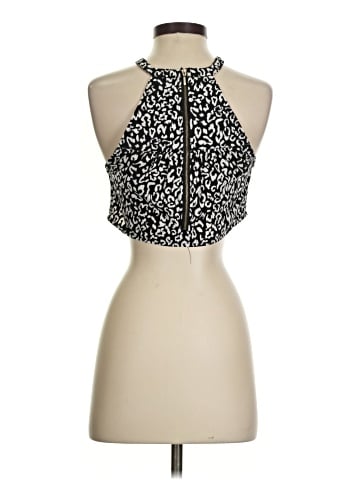Marilyn Monroe Sleeveless Blouse (view 2)