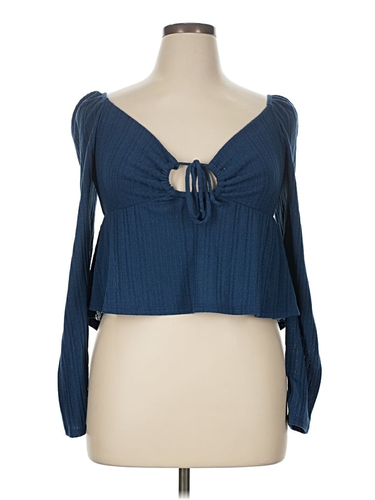 Pre-owned Lulus Long Sleeve T-shirt In Blue