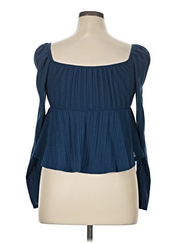 Lulus Long Sleeve T-Shirt (view 2)
