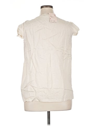Young Essence Sleeveless Blouse (view 2)