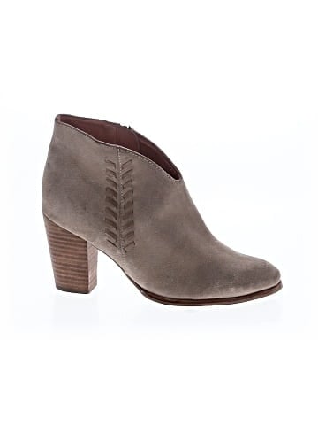 Lien.Do Ankle Boots (view 1)