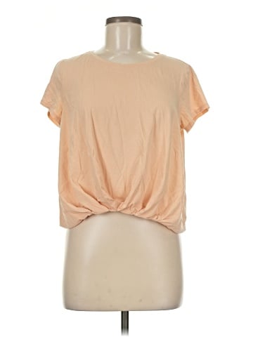 Lululemon Athletica Short Sleeve T-Shirt (view 1)